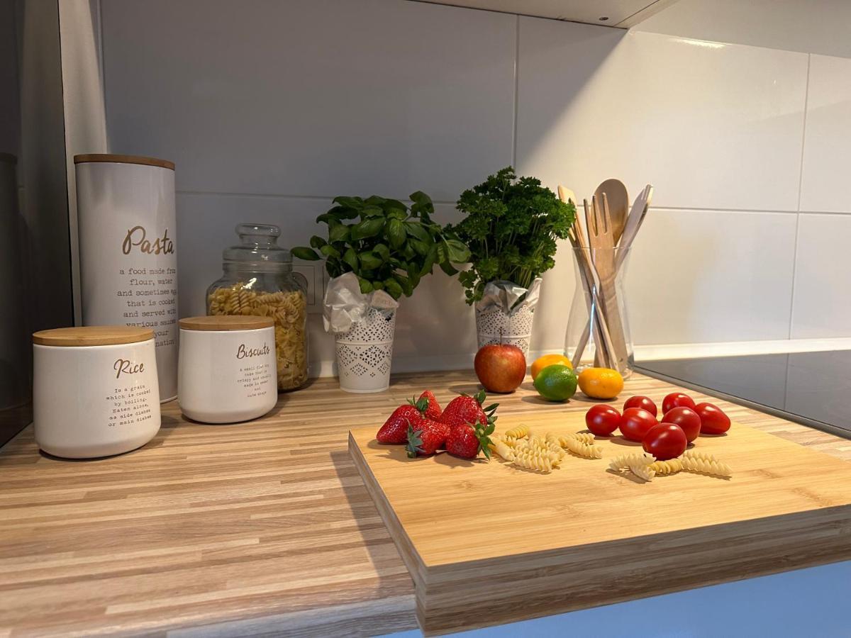 Apartament Wroclawia Bagian luar foto