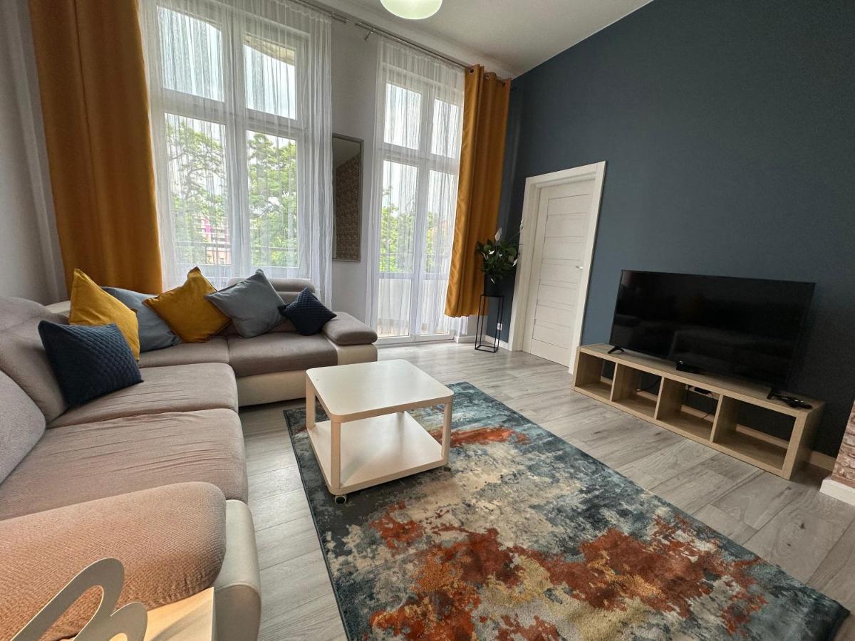Apartament Wroclawia Bagian luar foto