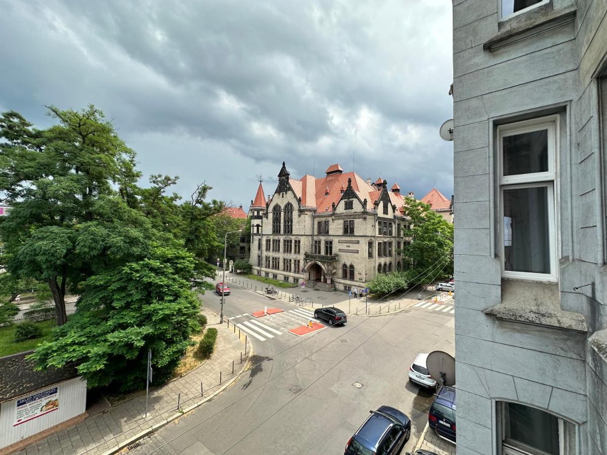 Apartament Wroclawia Bagian luar foto