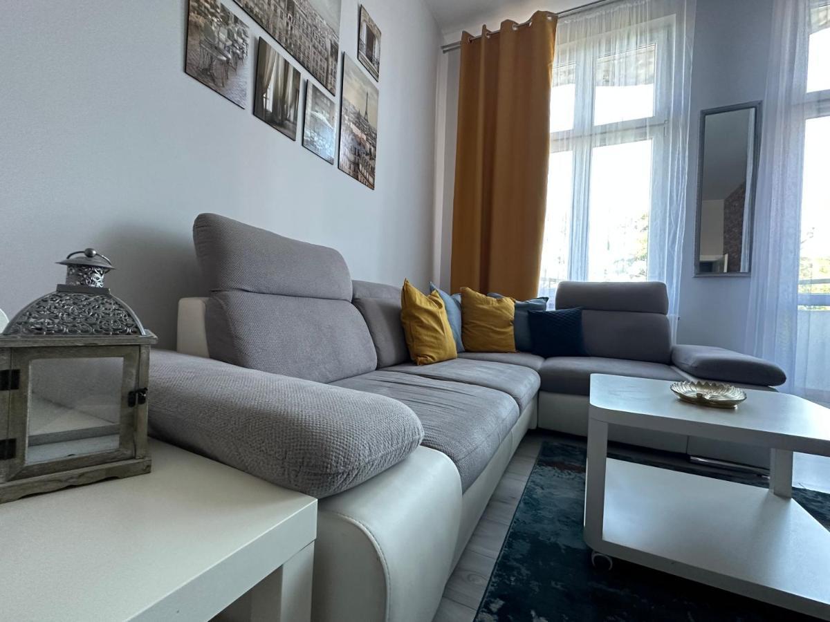 Apartament Wroclawia Bagian luar foto