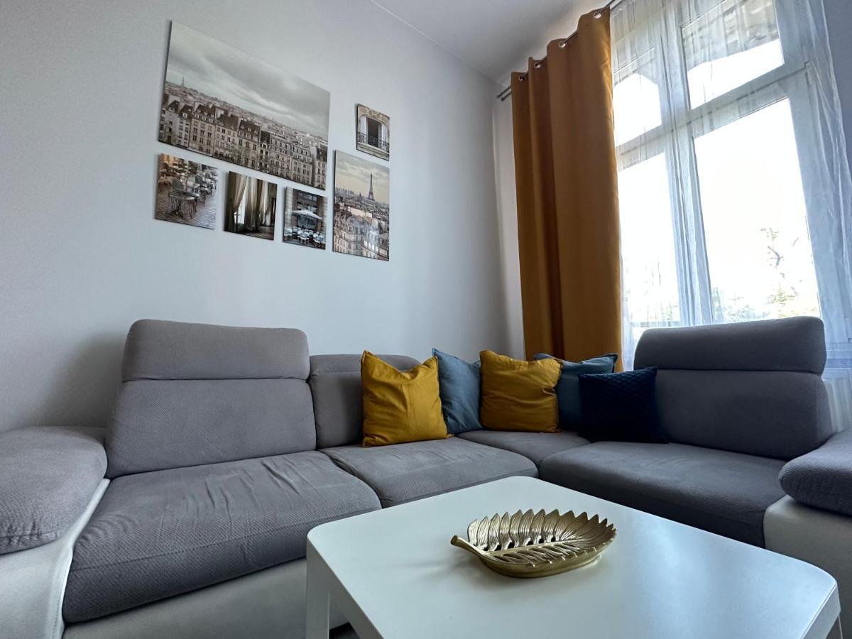 Apartament Wroclawia Bagian luar foto